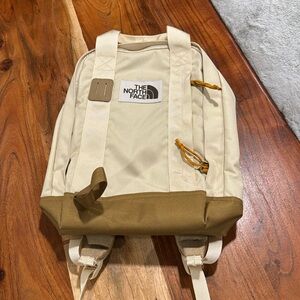 Mini The Northface backpack.  Perfect for a day hike!